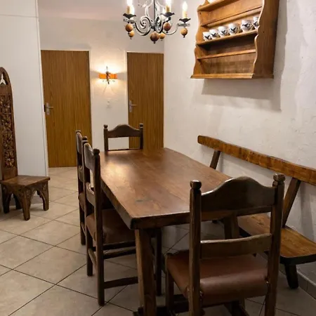 Lejlighed Alpenblick-apartment Mit Pool & Sauna St. Moritz