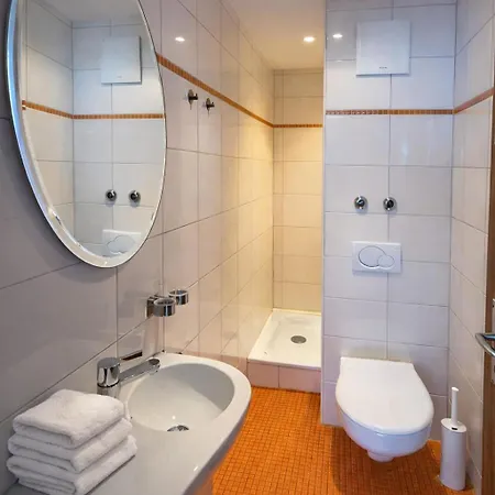Alpenblick-apartment Mit Pool & Sauna Lejlighed
