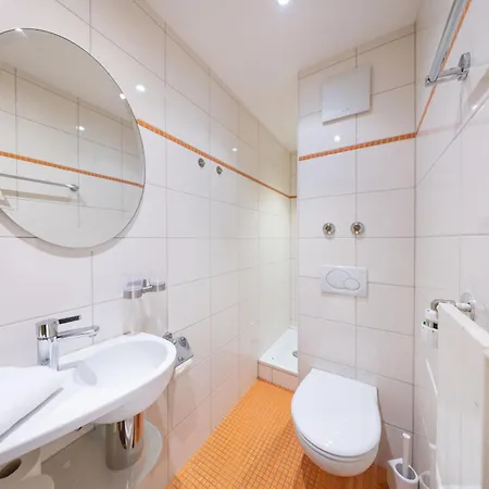 Lejlighed Alpenblick-apartment Mit Pool & Sauna