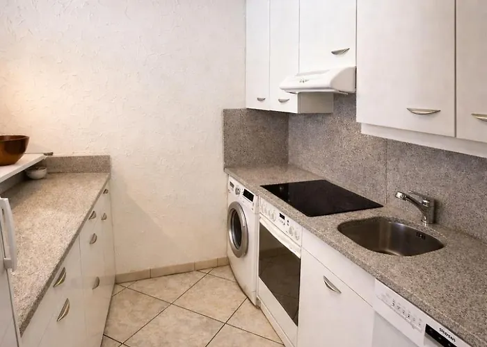 Apartamento Alpenblick-apartment Mit Pool & Sauna São Moritz